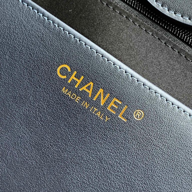 Ch**el MAXI SHOPPING BAG(HIGH-END GRADE)