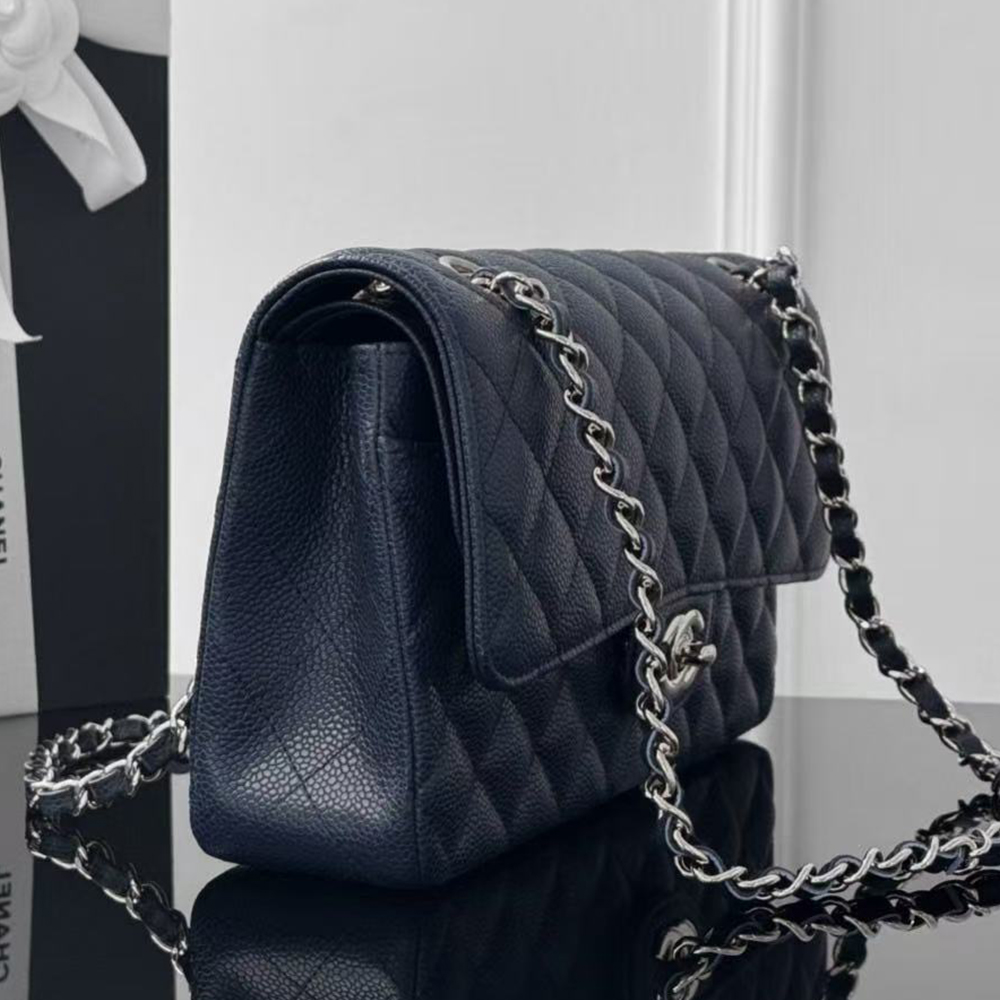 Ch**el Classic Flap Handbag(tax-free grade)