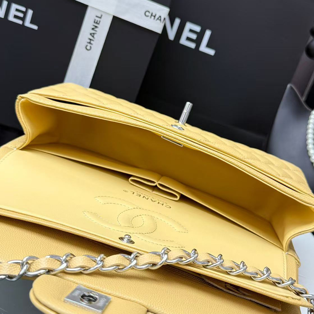 Ch**el Classic Flap Handbag(tax-free grade)