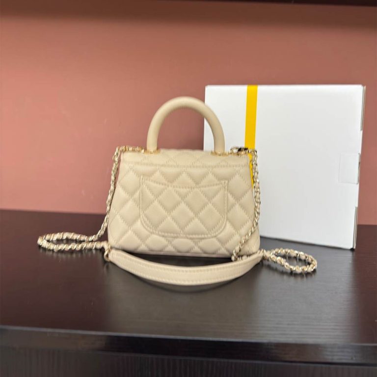 Ch**el Coco handle flap shoulder bag Mini