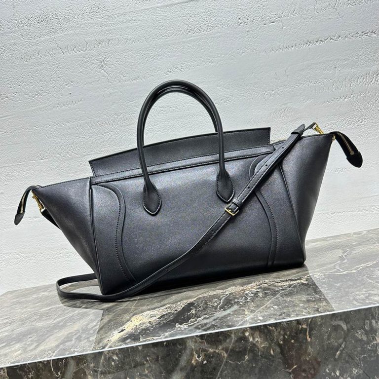 ce1i*e lU*gage in s*pple shiny lambskin(high-end grade)