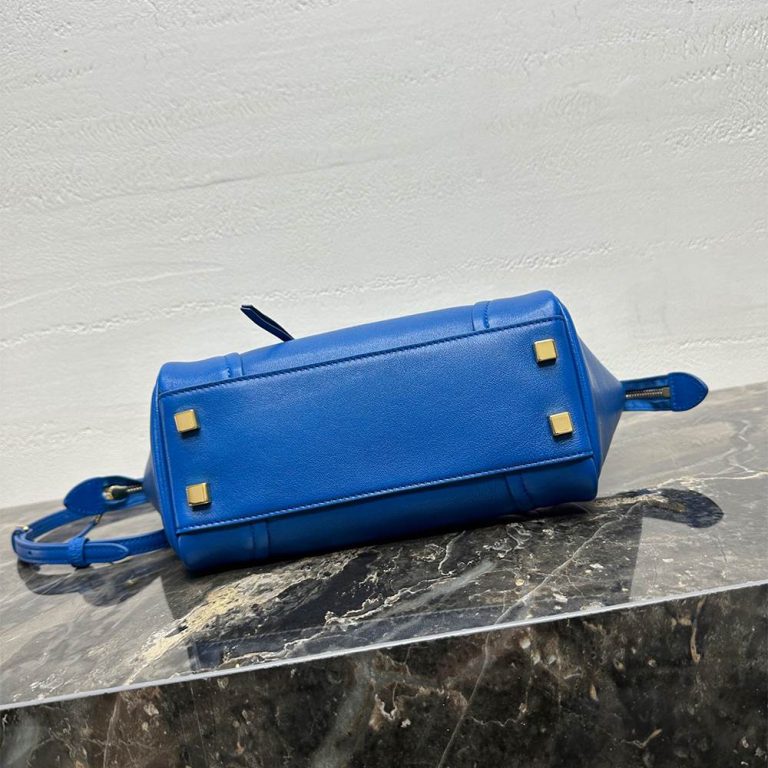 ce1i*e little lU*gage in s*pple shiny lambskin(high-end grade)