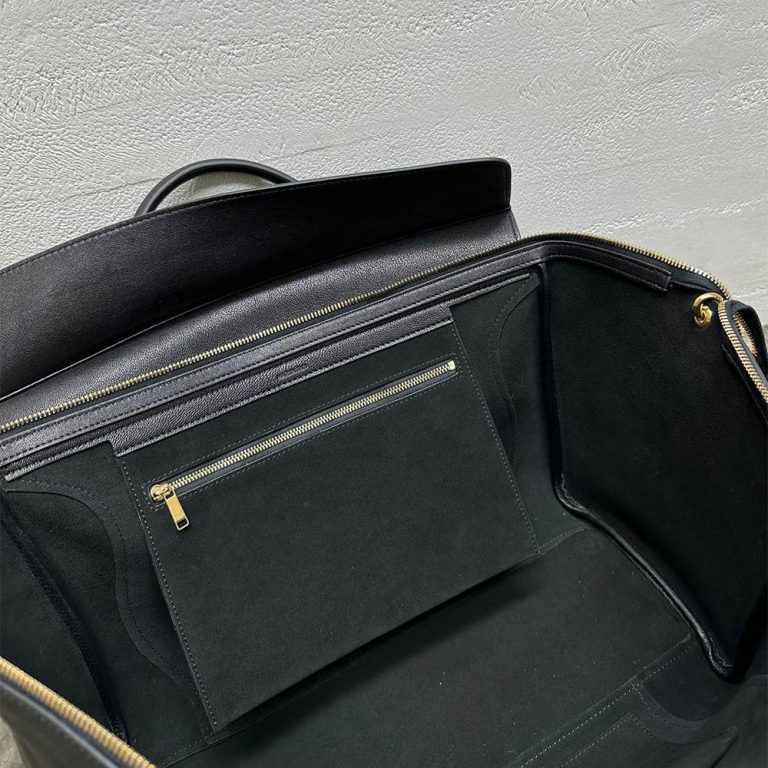 ce1i*e lU*gage in s*pple shiny lambskin(high-end grade)