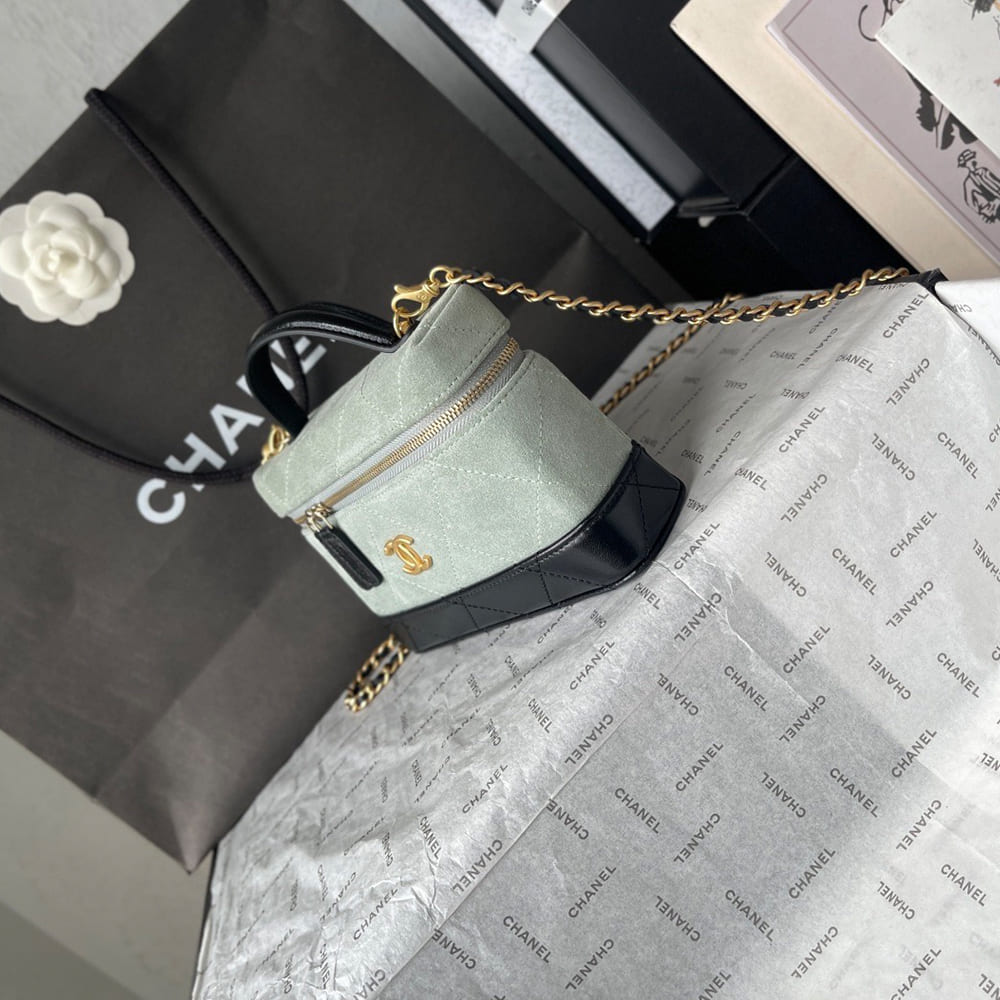Ch**el Vanity with Chain(HIGH-END GRADE)